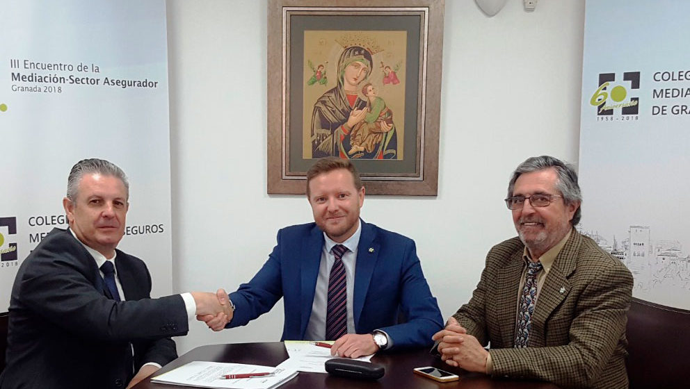 Caser y el Colegio de Mediadores de Granada firman la renovación de su protocolo de colaboración