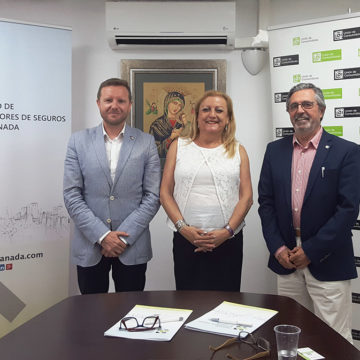 El Colegio de Mediadores de Seguros de Granada y la UCA-UCE colaborarán para la defensa de los consumidores