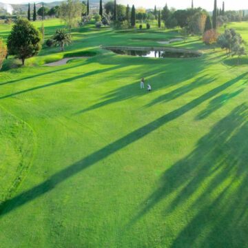 Los mediadores colegiados granadinos se beneficiarán de condiciones especiales en Granada Club de Golf