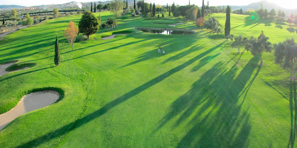 Los mediadores colegiados granadinos se beneficiarán de condiciones especiales en Granada Club de Golf